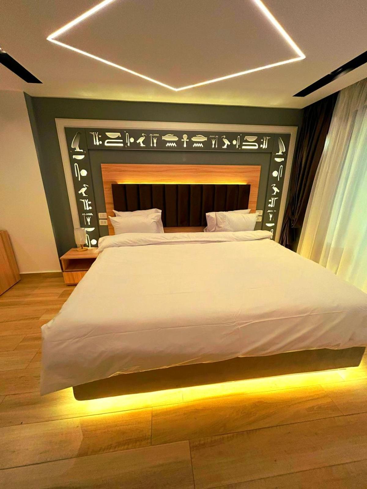 Hotel Pyramids Sun Temple View 3*