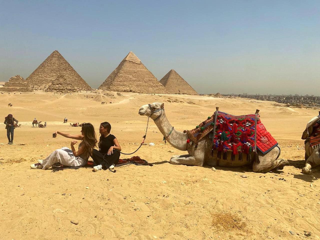 Hotel Pyramids Sun Temple View